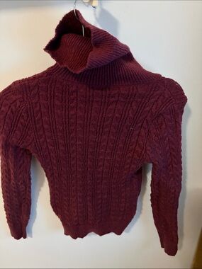 Cable Knit Turtleneck Sweater - Burgundy